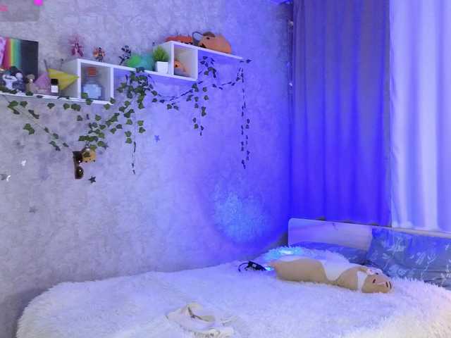AnnyiBlue live cam on BongaCams