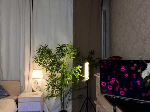 AnnyiBlue live cam on BongaCams