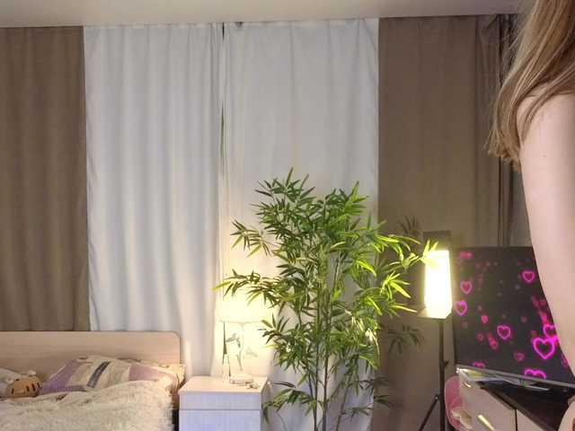 AnnyiBlue live cam on BongaCams