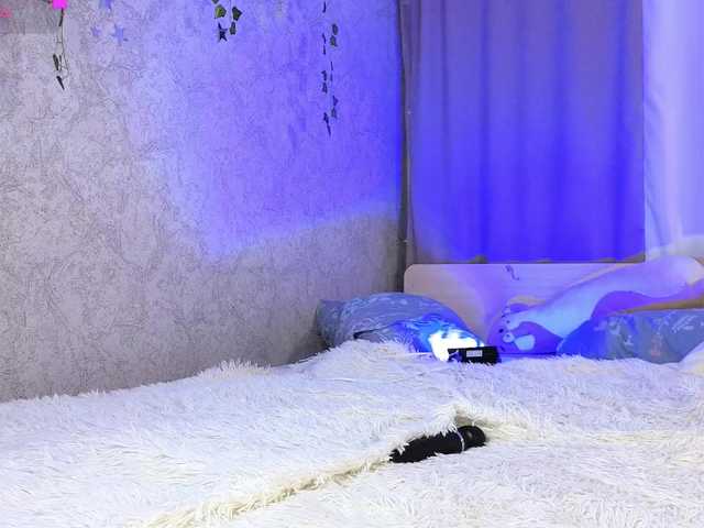 AnnyiBlue live cam on BongaCams