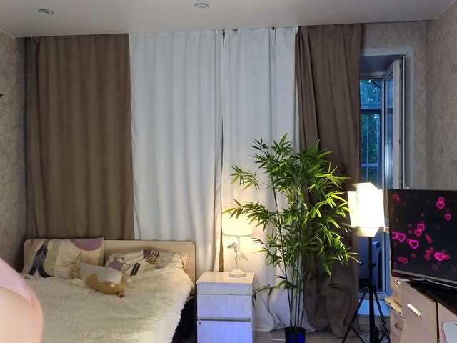 AnnyiBlue live cam on BongaCams