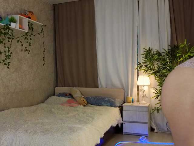 AnnyiBlue live cam on BongaCams