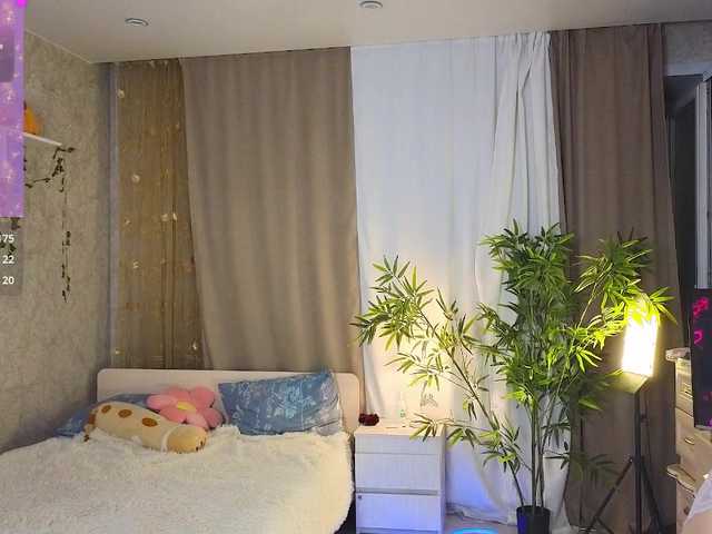 AnnyiBlue live cam on BongaCams