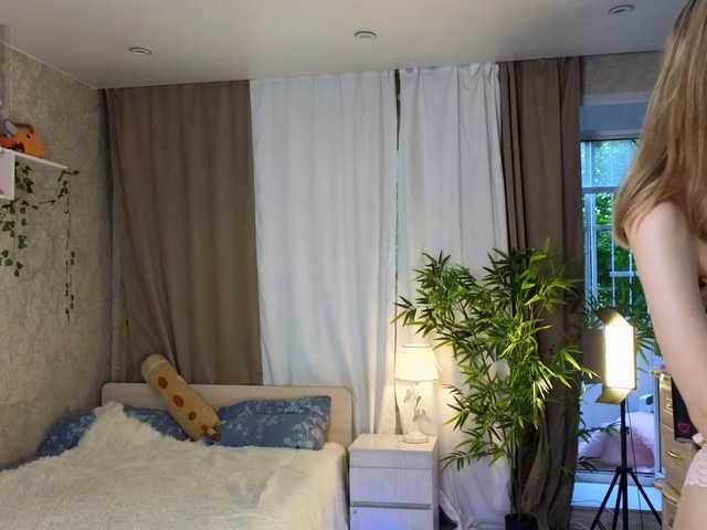 AnnyiBlue live cam on BongaCams