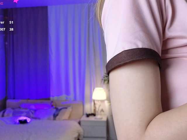 AnnyiBlue live cam on BongaCams