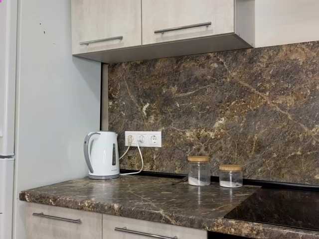 AnnyiBlue's BongaCams show and profile