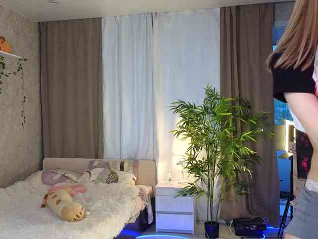 AnnyiBlue webcam