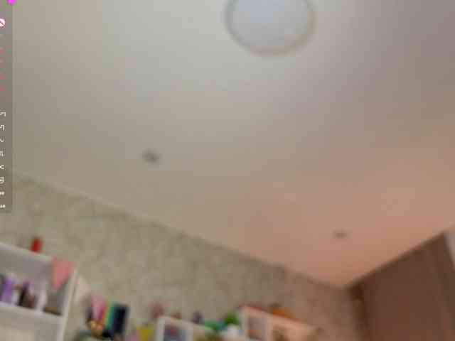 AnnyiBlue webcam