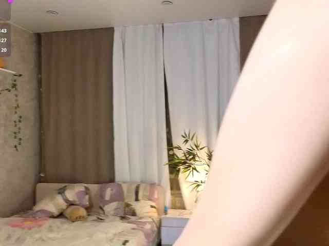 AnnyiBlue webcam