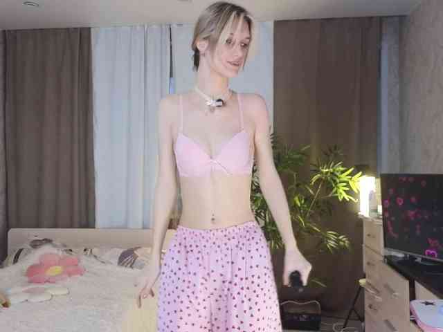 AnnyiBlue webcam