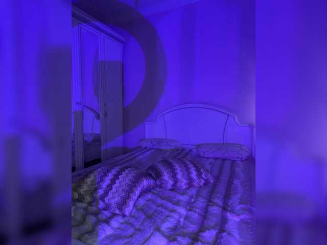 theadebuenoo live webcam show