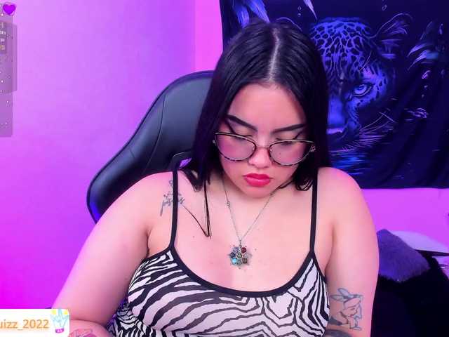 Nicol-Ruizz live cam on UnifiedCams