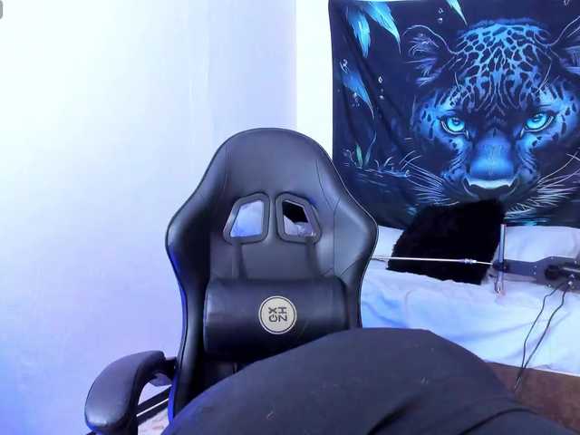 Nicol-Ruizz live cam on BongaCams