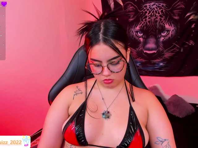 Nicol-Ruizz live cam on UnifiedCams