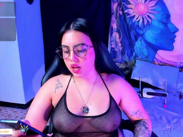 Nicol-Ruizz live cam on BongaCams