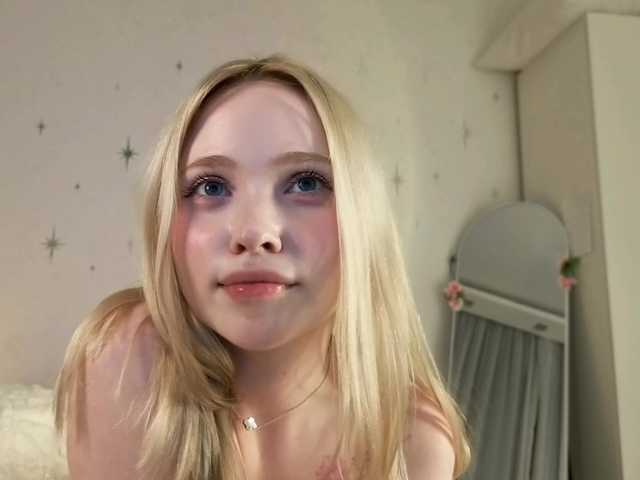 l1ttle-puppy live cam on BongaCams