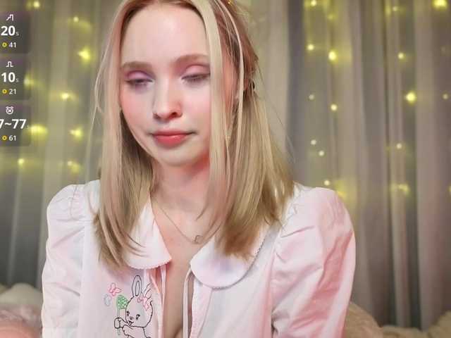 l1ttle-puppy live cam on BongaCams