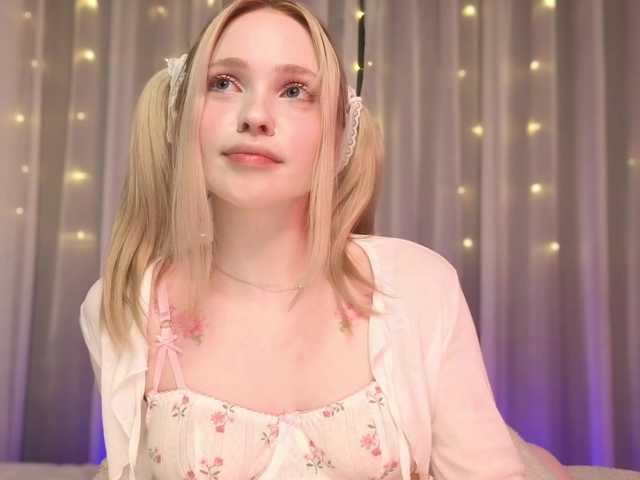 l1ttle-puppy live cam on BongaCams