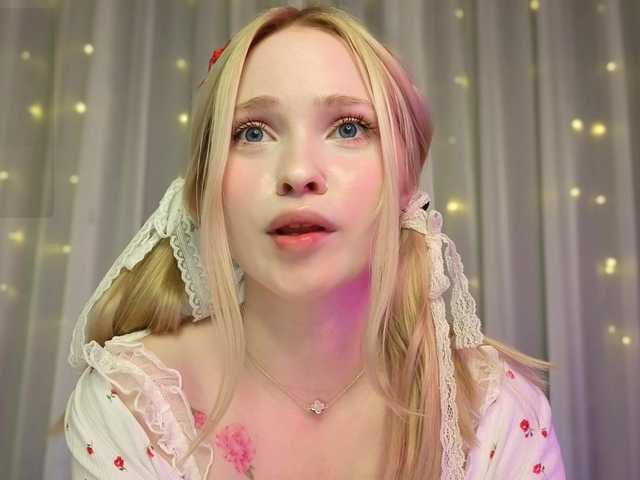 l1ttle-puppy live cam on BongaCams