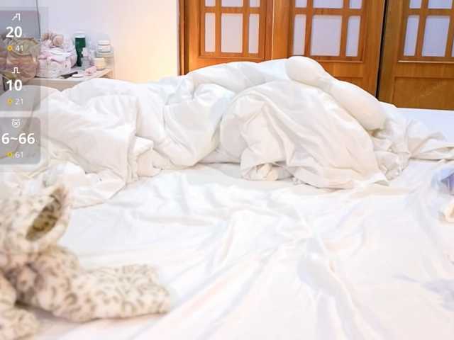 l1ttle-puppy live cam on BongaCams