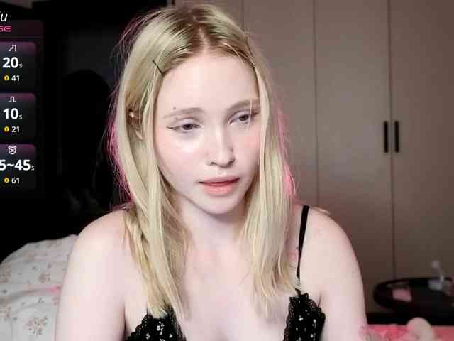 Luni_Lu webcam