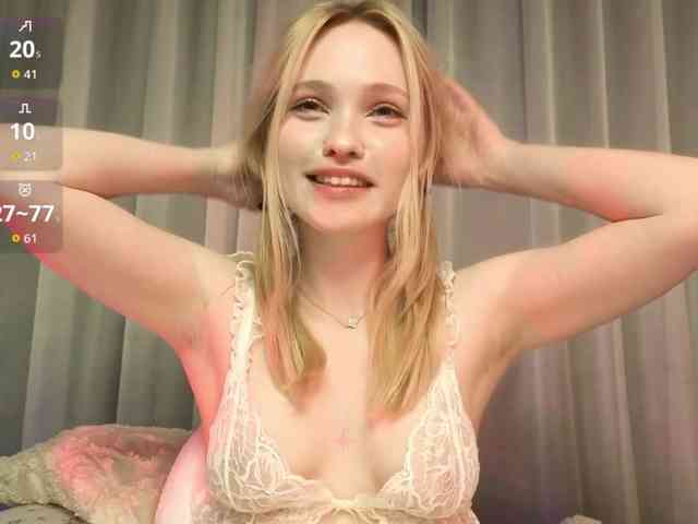 Luni_Lu webcam