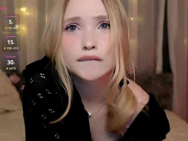 Luni_Lu webcam
