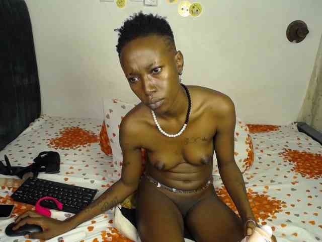 Creamyswee webcam