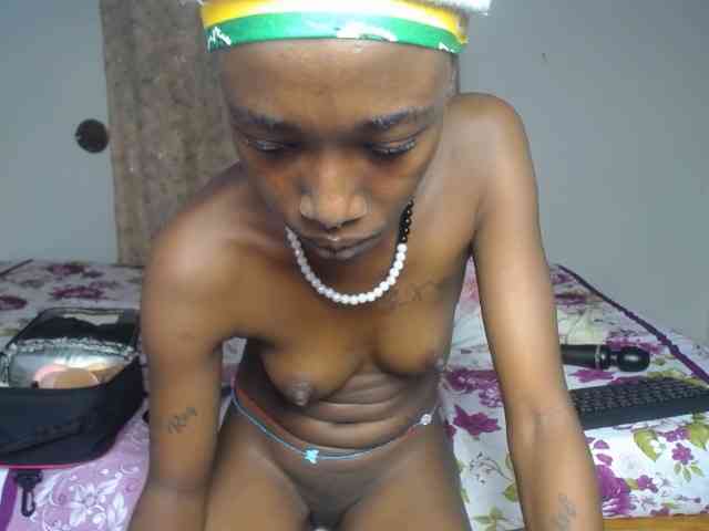 Creamyswee webcam