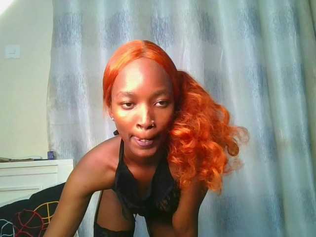 Hornylisa's BongaCams show and profile