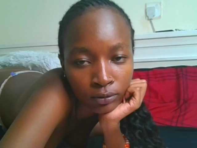 Hornylisa's BongaCams show and profile