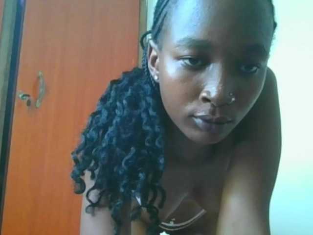 Hornylisa's BongaCams show and profile