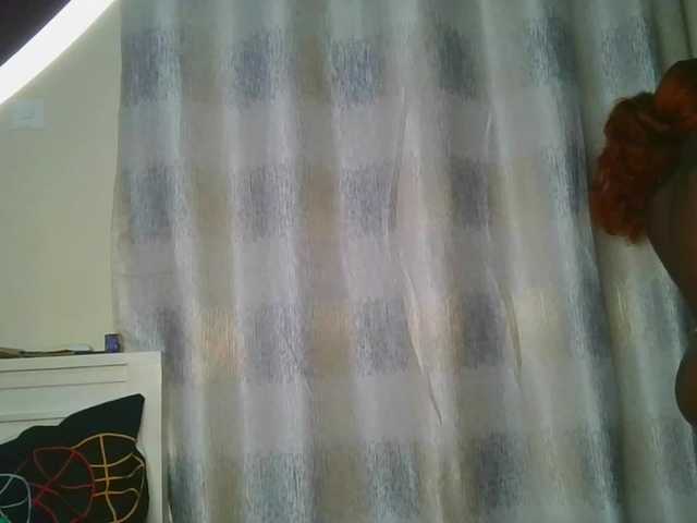 Hornylisa's BongaCams show and profile