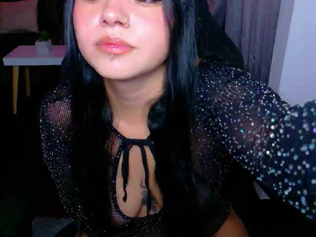 Melanyx-x live cam on BongaCams