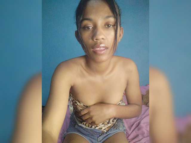 Ashley169 vous attend pour discuter, flirter et plus sur bongacams