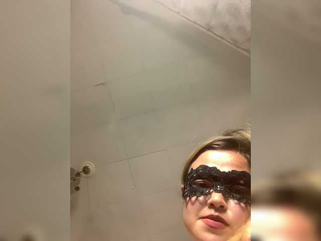 Sophialanguage live cam