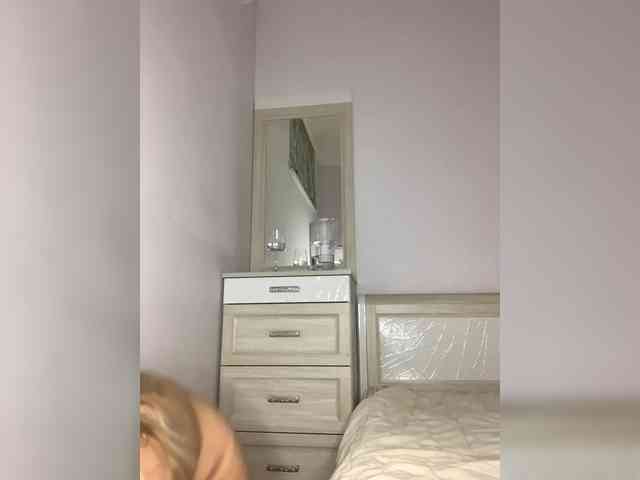 Sophialanguage webcam