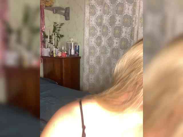 Sophialanguage webcam