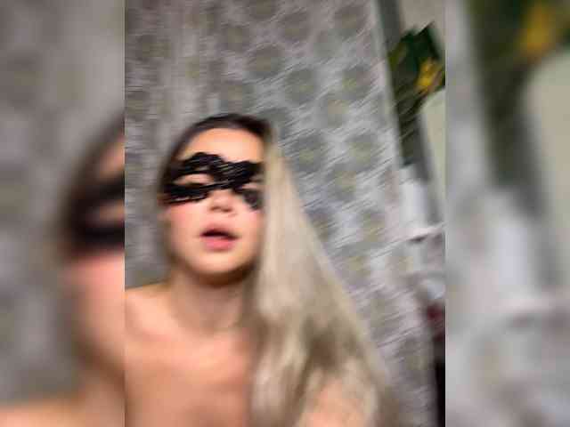 Sophialanguage webcam