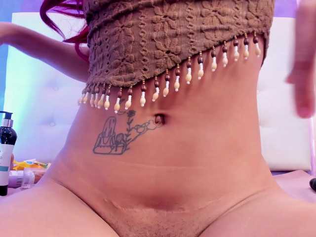 Willow-Wright live cam on BongaCams