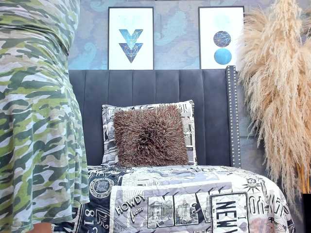 Milf-loven live webcam show