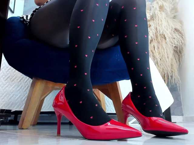 le modèle Milf-loven est en webcam porno dans un show sur le site bongacams, il possède les tags suivants: Latino/Hispanic,Redhead,Hairy
