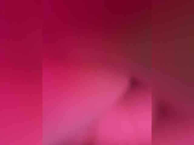 Pinkshirt21