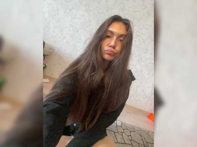 kiskama live cam on BongaCams
