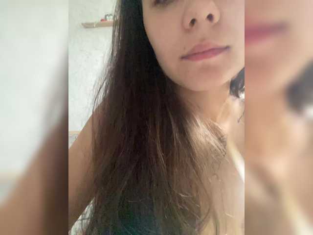 kiskama live cam on BongaCams