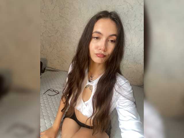 kiskama live cam on BongaCams