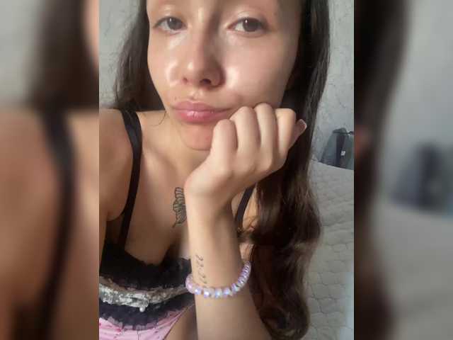 kiskama live cam on BongaCams