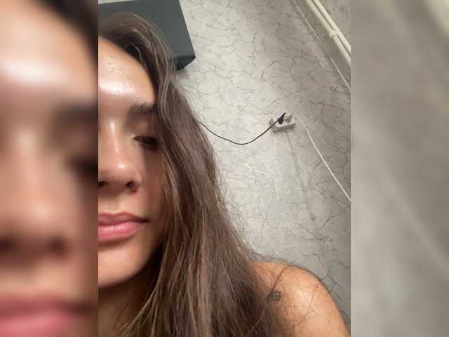 kiskama live cam on BongaCams