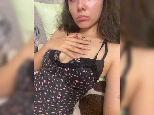kiskama live webcam show