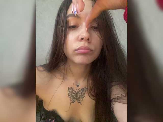 kiskama live cam on BongaCams